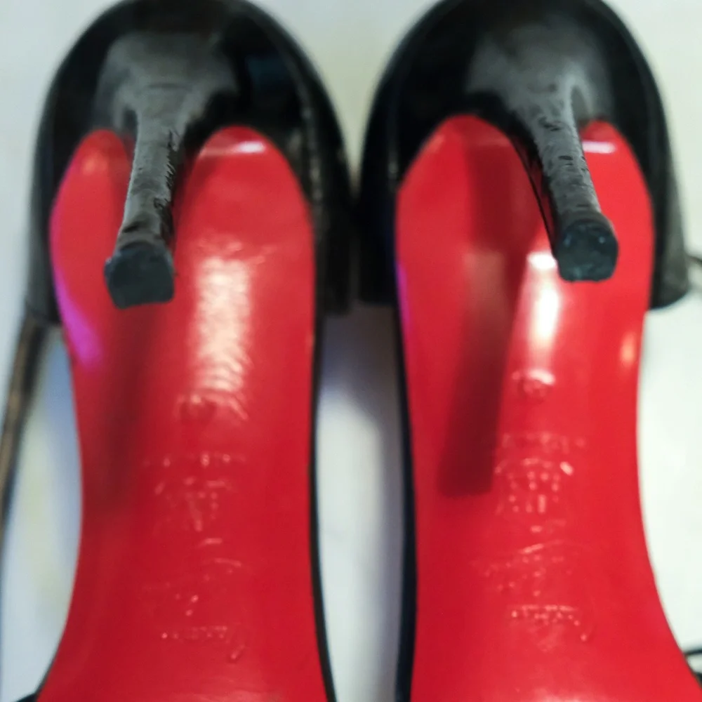 Christian Louboutin Heel With Black Laces - Picture 9 of 9
